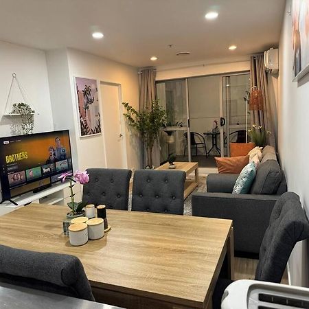 Stunning 3 Bd - 2 Bth City Apt - Pool & Carpark Окленд Екстер'єр фото