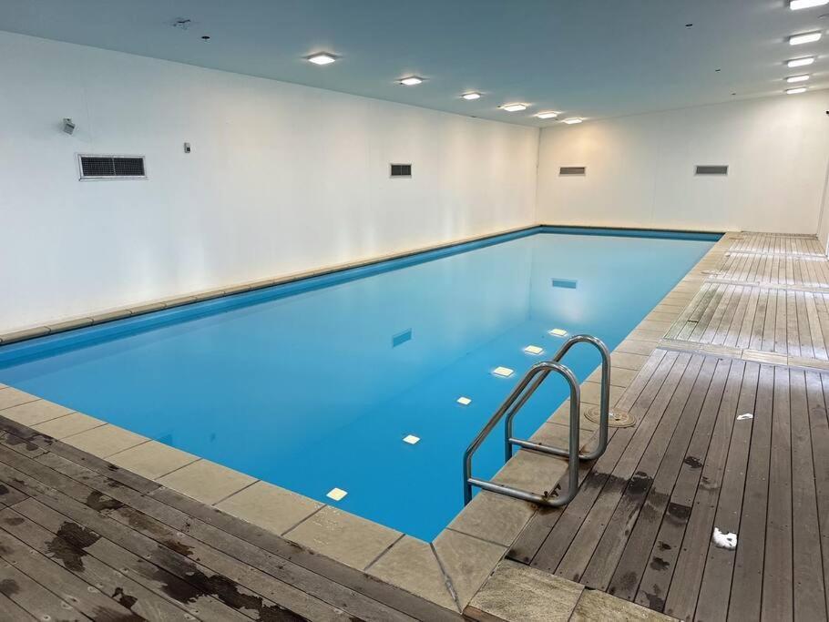 Stunning 3 Bd - 2 Bth City Apt - Pool & Carpark Окленд Екстер'єр фото